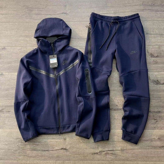 Conjunto Nike Tech