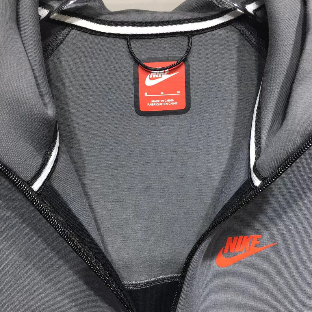 Poleron Nike Tech